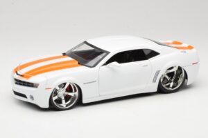 Chevrolet Camaro Concept Tuned Balts Jada 1:18 63014 Metāls