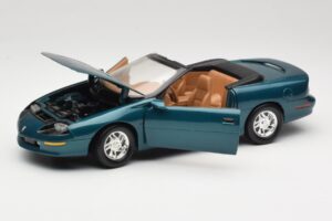 Chevrolet Camaro Z28 Kabriolets Zaļš American Muscle 1:18 7231D0 Metāls — attēls 2 no 8
