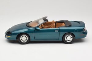 Chevrolet Camaro Z28 Kabriolets Zaļš American Muscle 1:18 7231D0 Metāls — attēls 4 no 8