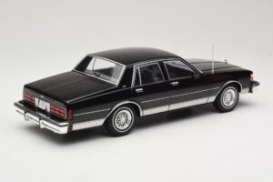 Chevrolet Caprice Melns MCG 1:18 MCG18113 Metāls — attēls 2 no 6