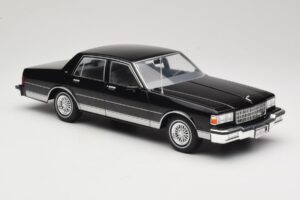 Chevrolet Caprice Melns MCG 1:18 MCG18113 Metāls — attēls 4 no 6