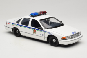 Chevrolet Caprice Kanāda Policija UT Models 1:18 21023 Metāls — attēls 6 no 8