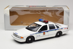 Chevrolet Caprice Kanāda Policija UT Models 1:18 21023 Metāls — attēls 8 no 8