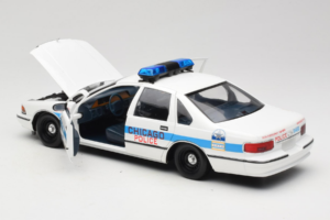 Chevrolet Caprice Chicago Policija UT Models 1:18 180142096 Metāls — attēls 5 no 8