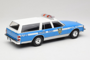 Chevrolet Caprice Estate Wagon NYPD MCG 1:18 MCG18477 Metāls — attēls 2 no 6