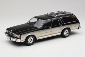 Chevrolet Caprice Estate Wagon Sudrabs & Pelēks MCG 1:18 MCG18478 Metāls