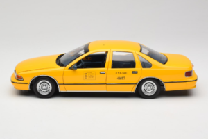 Chevrolet Caprice NYC Taksometrs UT Models 1:18 180142095-O1 Metāls — attēls 4 no 8