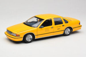 Chevrolet Caprice NYC Taksometrs UT Models 1:18 180142095-O1 Metāls