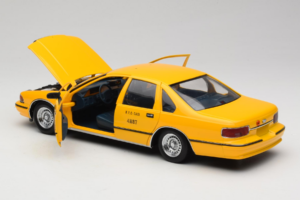 Chevrolet Caprice NYC Taksometrs UT Models 1:18 180142095-O1 Metāls — attēls 5 no 8