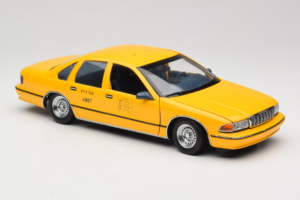 Chevrolet Caprice NYC Taksometrs UT Models 1:18 180142095-O1 Metāls — attēls 6 no 8