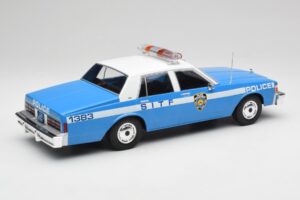 Chevrolet Caprice NYPD Policijas Automašīna MCG 1:18 MCG18360 Metāls — attēls 2 no 6