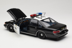Chevrolet Caprice Kalifornija Policija UT Models 1:18 180142098 Metāls — attēls 5 no 8