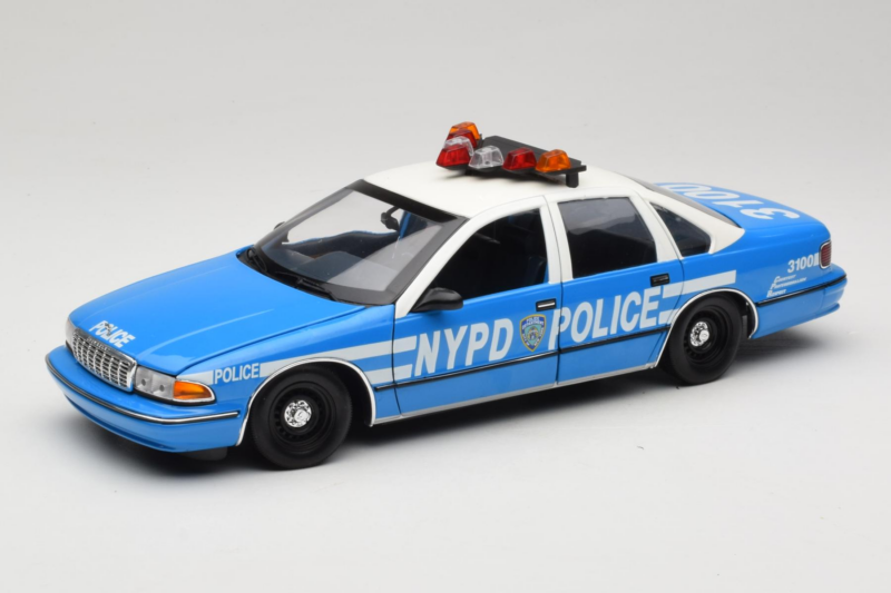 Chevrolet Caprice New York Policija UT Models 1:18 180142097 Metāls