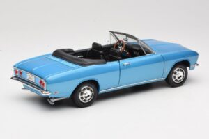 Chevrolet Corvair Monza Kabriolets Zils Road Signature 1:18 92498 Metāls — attēls 3 no 8