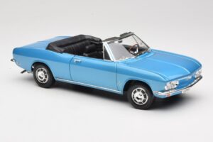 Chevrolet Corvair Monza Kabriolets Zils Road Signature 1:18 92498 Metāls — attēls 6 no 8
