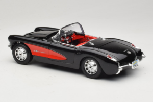 Chevrolet Corvette C1 Melns & Sarkans Bburago 1:18 3034-M1 Metāls — attēls 7 no 8