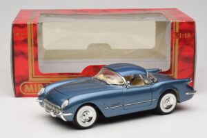 Chevrolet Corvette C1 Zils Mira 1:18 6105 Metāls — attēls 8 no 8