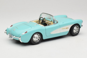 Chevrolet Corvette C1 Zils & Balts Bburago 1:18 3024-M2 Metāls — attēls 3 no 8