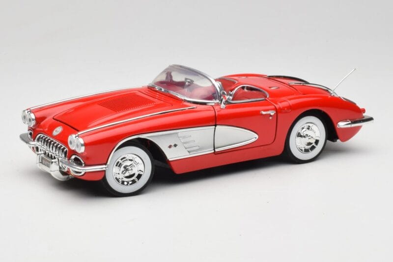 Chevrolet Corvette C1 Sarkans Motormax 1:18 73100TC Metāls