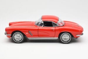 Chevrolet Corvette C1 Kabriolets Roman Sarkans AUTOart 1:18 71102 Metāls — attēls 4 no 8