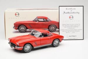 Chevrolet Corvette C1 Kabriolets Roman Sarkans AUTOart 1:18 71102 Metāls — attēls 8 no 8