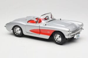 Chevrolet Corvette C1 Sudrabs Bburago 1:18 3034 Metāls — attēls 6 no 8