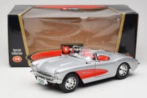 Chevrolet Corvette C1 Sudrabs Bburago 1:18 3034 Metāls — attēls 8 no 8
