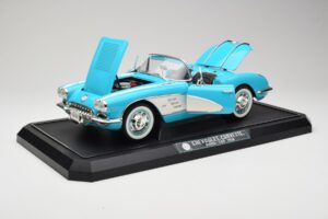 Chevrolet Corvette C1 Hard Top Zils Solido 1:12 1202-M1 Metāls — attēls 2 no 8
