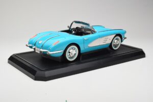 Chevrolet Corvette C1 Hard Top Zils Solido 1:12 1202-M1 Metāls — attēls 3 no 8