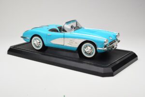 Chevrolet Corvette C1 Hard Top Zils Solido 1:12 1202-M1 Metāls — attēls 6 no 8
