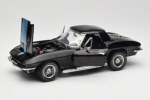 Chevrolet Corvette C2 Melns American Muscle 1:18 AMM1099/06 Metāls — attēls 2 no 8