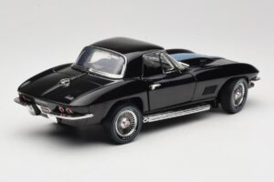 Chevrolet Corvette C2 Melns American Muscle 1:18 AMM1099/06 Metāls — attēls 3 no 8