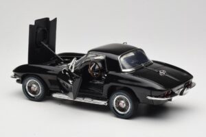 Chevrolet Corvette C2 Melns American Muscle 1:18 AMM1099/06 Metāls — attēls 5 no 8