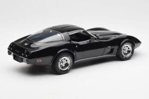Chevrolet Corvette C3 Melns UT Models 1:18 21071 Metāls — attēls 3 no 8