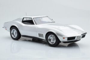 Chevrolet Corvette C3 Sudrabs Norev 1:18 189032 Metāls — attēls 4 no 6