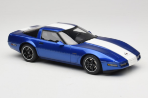 Chevrolet Corvette C4 Grand Sport Admiral Blue GT Spirit 1:18 GT538 Sveķi — attēls 4 no 6