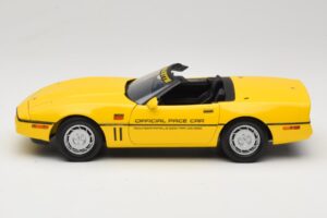 Chevrolet Corvette C4 Indianapolis 500 Pace Car Dzeltens Greenlight 1:18 11801-06 Metāls — attēls 4 no 8