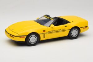 Chevrolet Corvette C4 Indianapolis 500 Pace Car Dzeltens Greenlight 1:18 11801-06 Metāls
