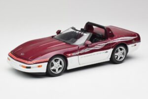 Chevrolet Corvette C4 Indy 500 Pace Car Maisto 1:18 56011 Metāls