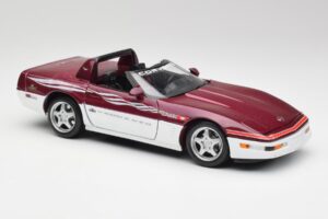 Chevrolet Corvette C4 Indy 500 Pace Car Maisto 1:18 56011 Metāls — attēls 6 no 8