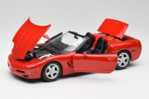 Chevrolet Corvette C5 Kabriolets Torch Sarkans Maisto 1:18 50318 Metāls — attēls 2 no 8