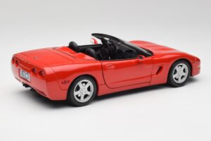 Chevrolet Corvette C5 Kabriolets Torch Sarkans Maisto 1:18 50318 Metāls — attēls 3 no 8