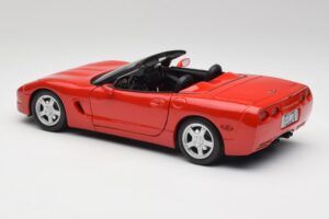 Chevrolet Corvette C5 Kabriolets Torch Sarkans Maisto 1:18 50318 Metāls — attēls 7 no 8