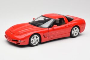 Chevrolet Corvette C5 Sarkans Bburago 1:18 3066 Metāls