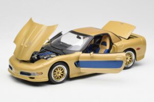 Chevrolet Corvette C5 Guldstrand Signature Edition Zelts Maisto 1:18 31657 Metāls — attēls 2 no 8