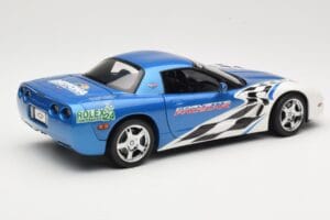 Chevrolet Corvette C5 Pace Car Rolex 24 at Daytona 1999 UT Models 1:18 39944 Metāls — attēls 3 no 8