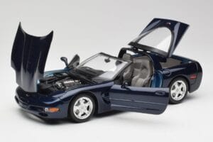 Chevrolet Corvette C5 Nassau Zils Bburago 1:18 30166 Metāls — attēls 2 no 8