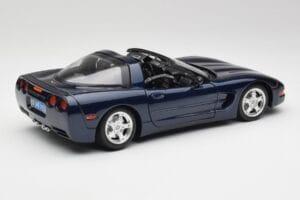 Chevrolet Corvette C5 Nassau Zils Bburago 1:18 30166 Metāls — attēls 3 no 8
