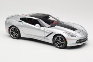 Chevrolet Corvette C7 Sudrabs Maisto 1:18 38132 Metāls — attēls 6 no 8