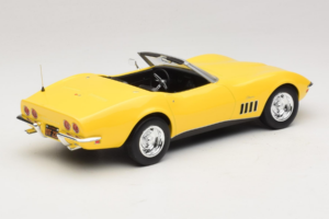 Chevrolet Corvette C3 Kabriolets Daytona Yellow Norev 1:18 189039 Metāls — attēls 2 no 6